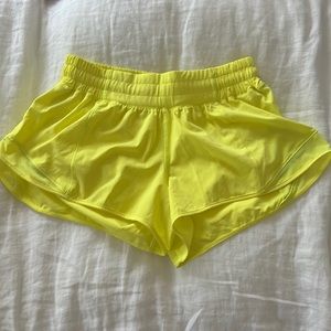 Neon lululemon 2.5 Hotty Hot size 6.5